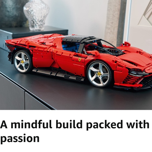 Custom 1:8 Ferrari Daytona SP 3 - Picture 8 of 12